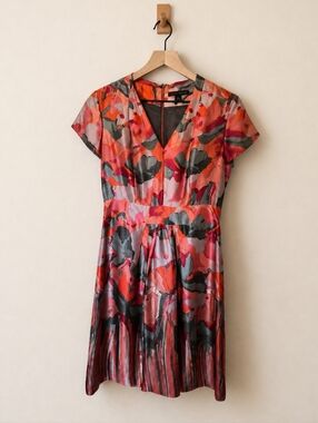 Banana Republic Floral Fit & Flare Short Sleeve Silk Dress Size 4- Pink/Orange